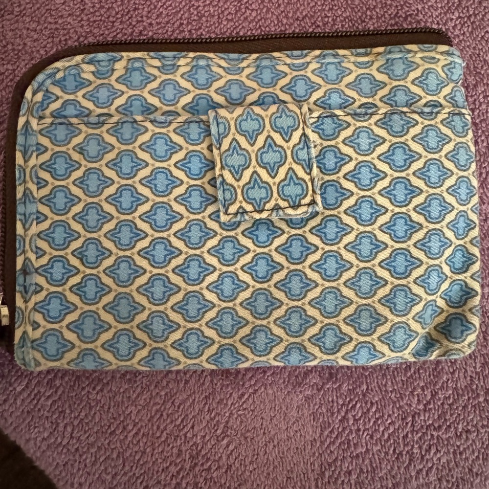 Thirty-One Blue and Cream Accessory Bag